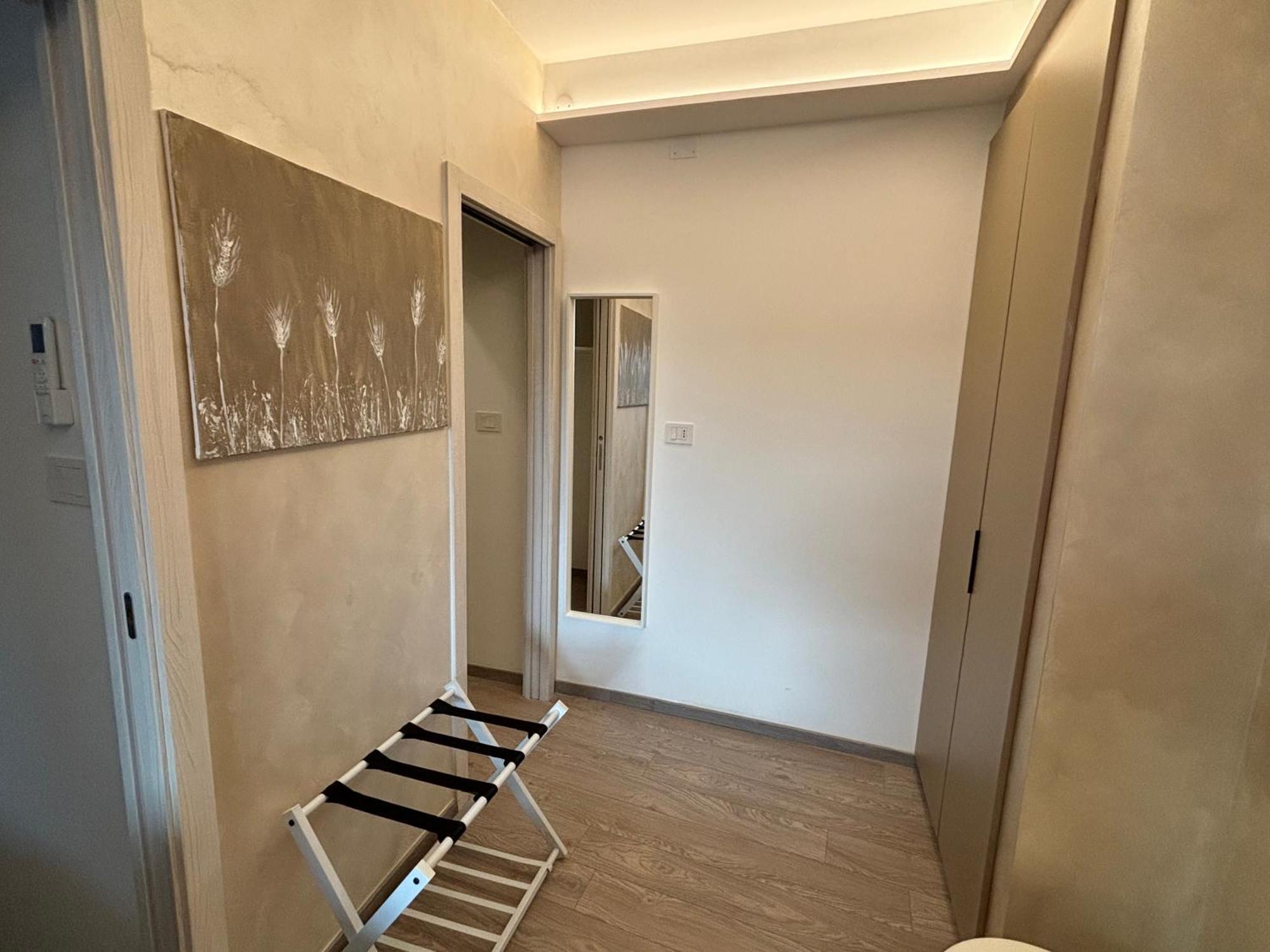 Teatro Romano Suites Триест Екстериор снимка